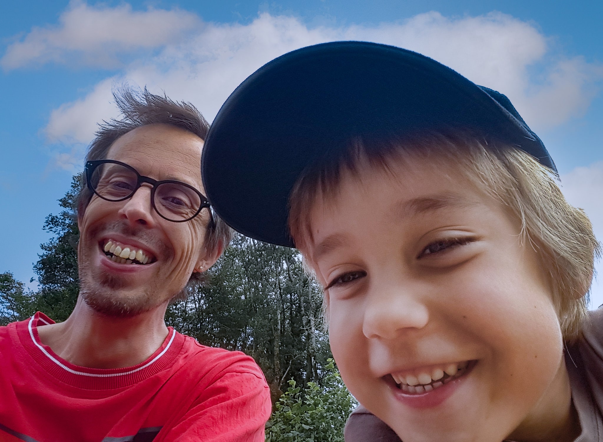 Selfie de Marc SANCHEZ et son fils.